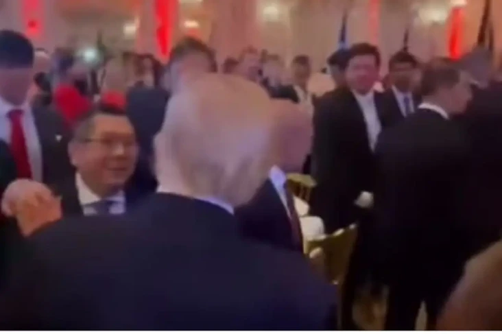 HT Dukung Donald Trump...