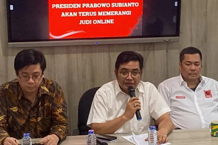 Projo Anggap Jokowi...