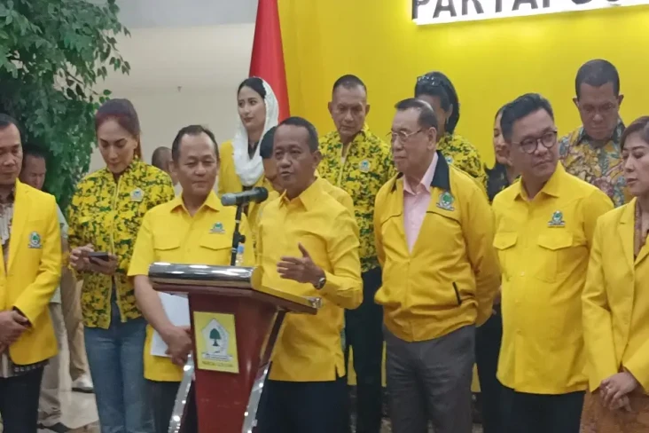 Daftar Lengkap Pengurus...
