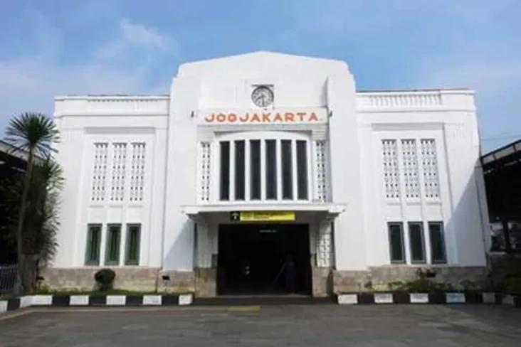 Kesultanan Yogyakarta...