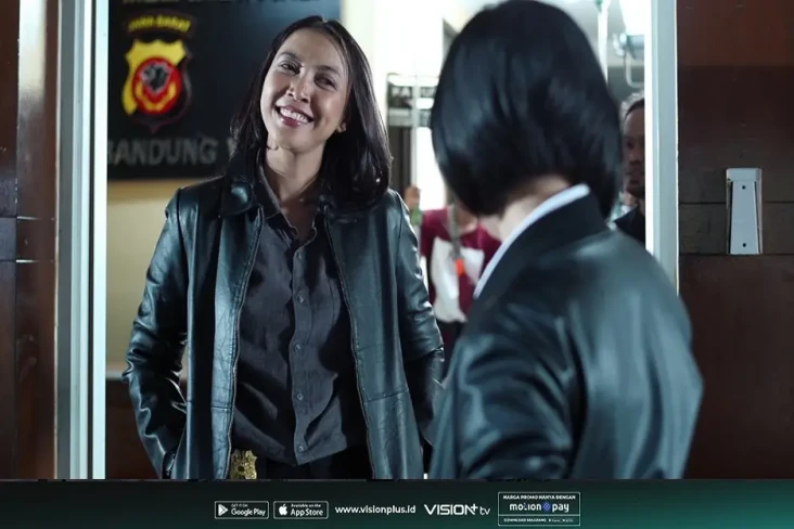 Jadi Polisi, Ruth Marini...
