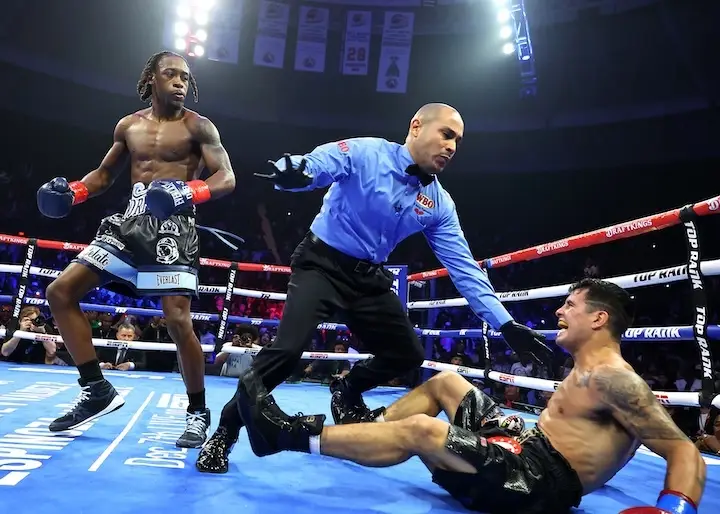 Keyshawn Davis Pukul...