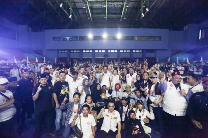 Keponakan Presiden:...