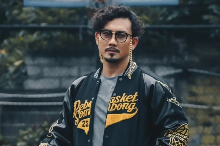 Denny Sumargo Santai...