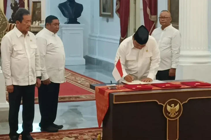 Aturan Penghapusan Utang...