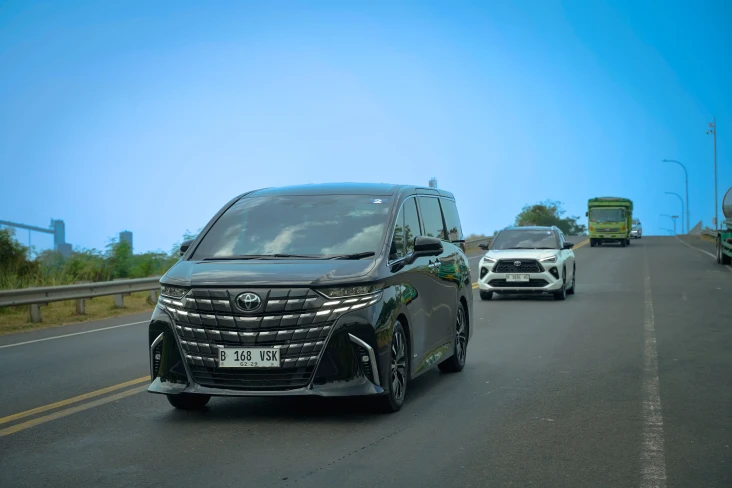 Toyota Siap Guncang...