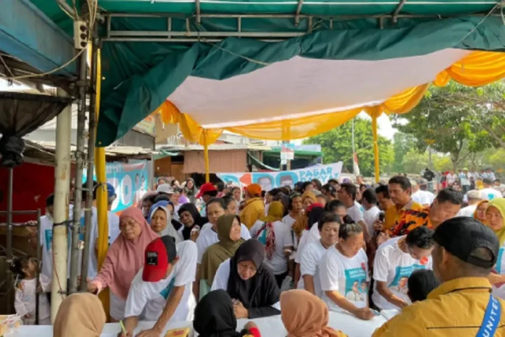 Relawan RIDO Gelar Pasar...