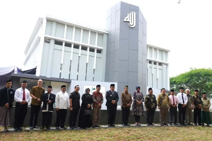 Komitmen Sediakan Tempat...