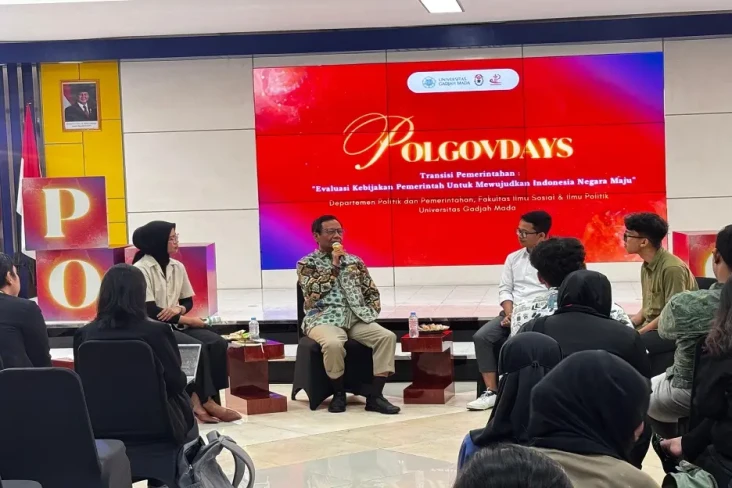 Mahfud MD Ajak Masyarakat...