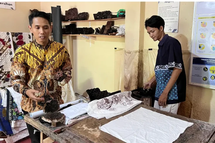 Rumah Batik dan Perjuangan...