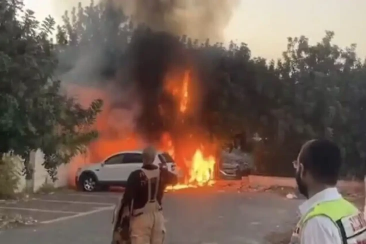 Houthi Tembakkan Rudal...