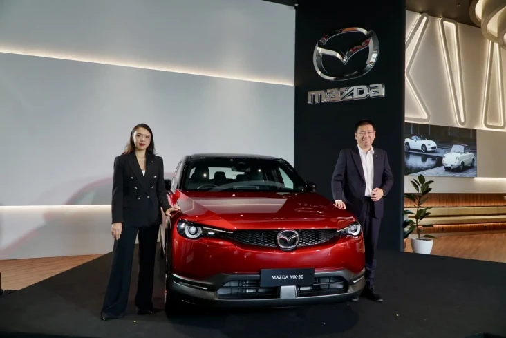 Mazda MX-30: Harga Rp860...