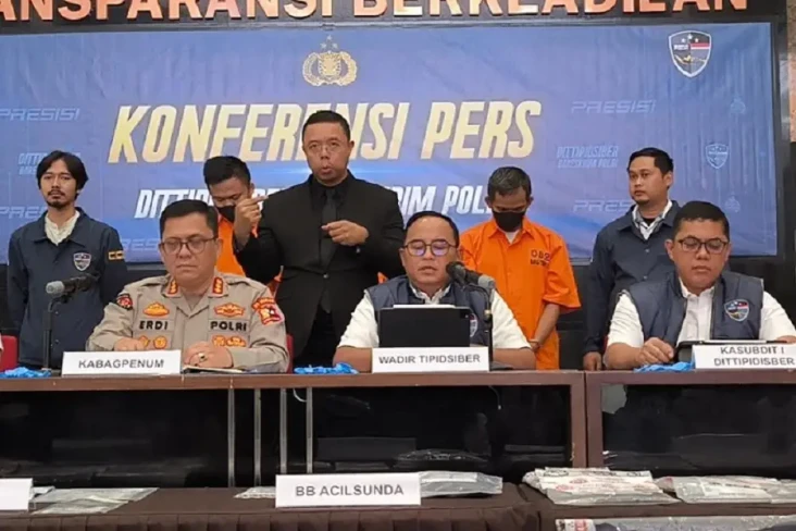 Bareskrim Polri Tangkap...