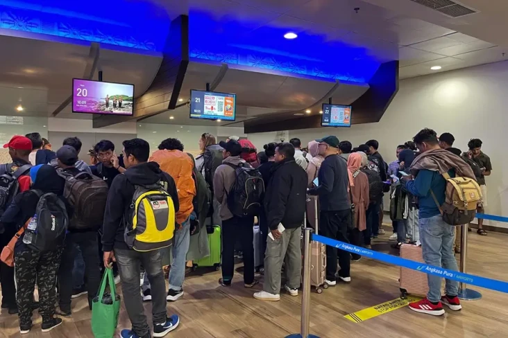 Sejumlah Bandara Terdampak...