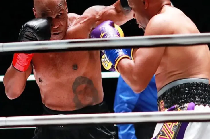 Pukulan Maut Mike Tyson,...