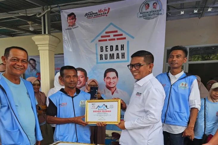 Andra Soni Serah Terimakan...
