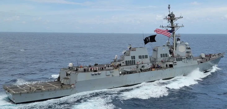 3 Kapal Amerika Serikat...