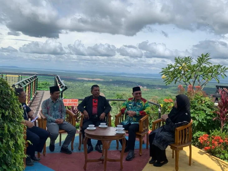 Bupati Kotabaru Berdialog...