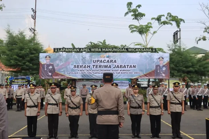 Mutasi di Polres Sampang,...