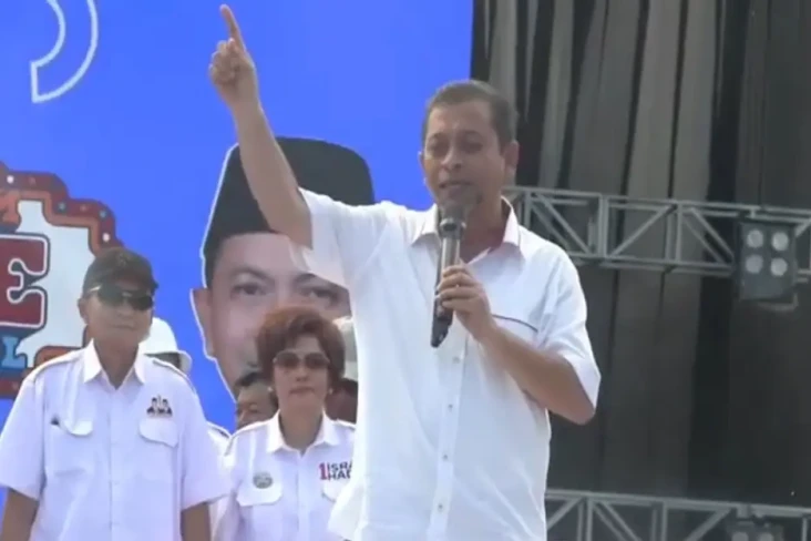 Ribuan Simpatisan Hadiri...
