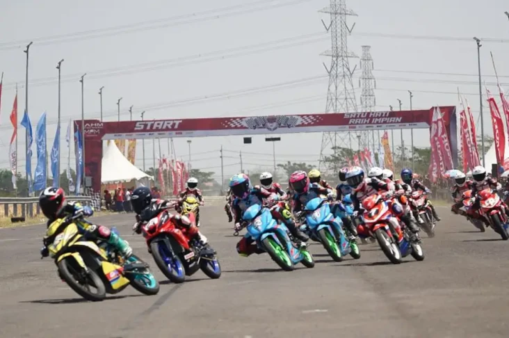 Pesta Balap Honda Dream...