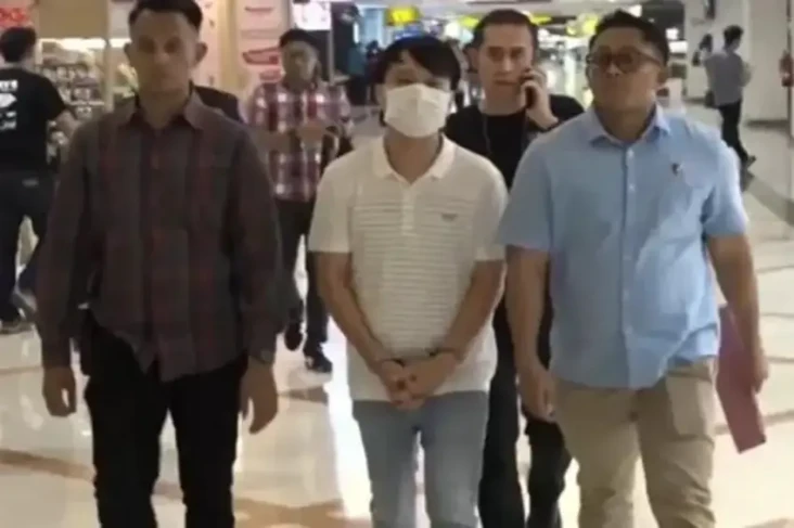 Netizen Curiga Polisi...