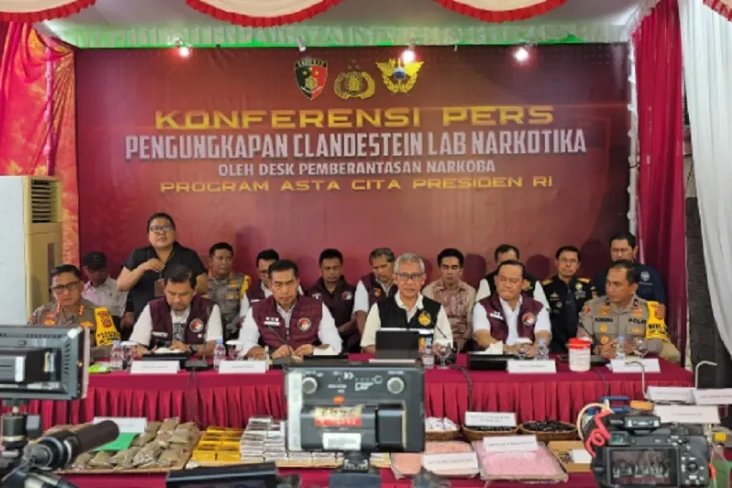 Sinergi Bea Cukai-Polri...