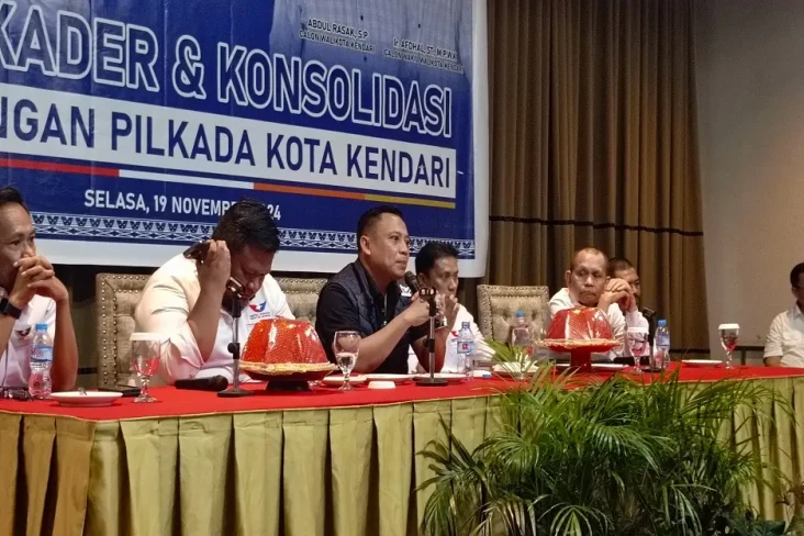 Partai Perindo Gelar...