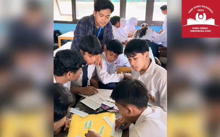 Lebih dari Sekadar Mengajar,...