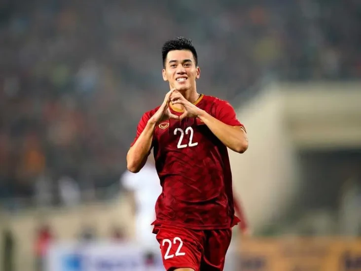 Striker Vietnam Nguyen...