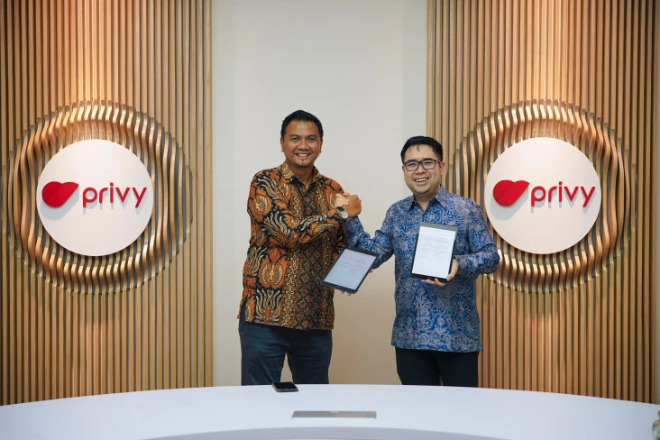 Uangme dan Privy Kolaborasi...