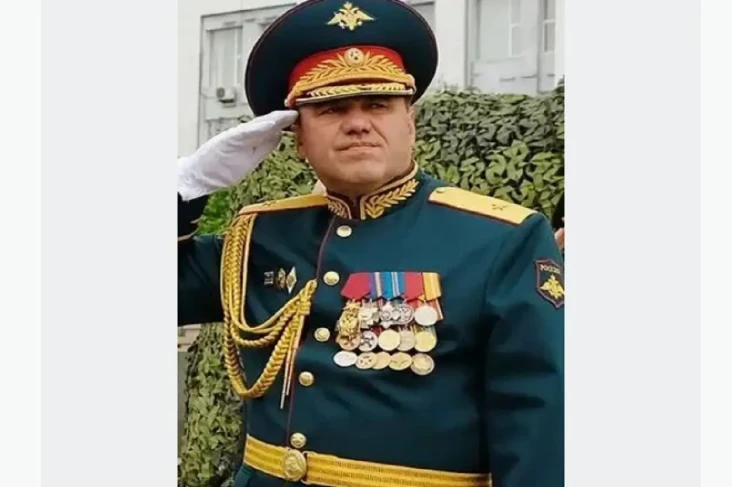 Jenderal Rusia dan 500...