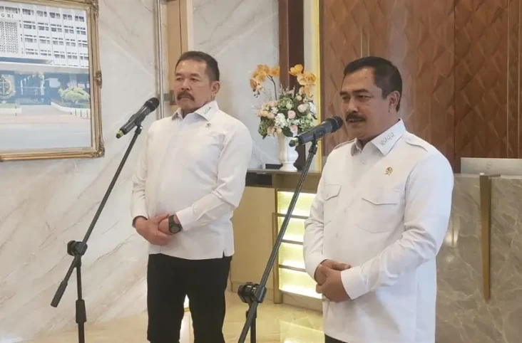 Bertemu Jaksa Agung,...