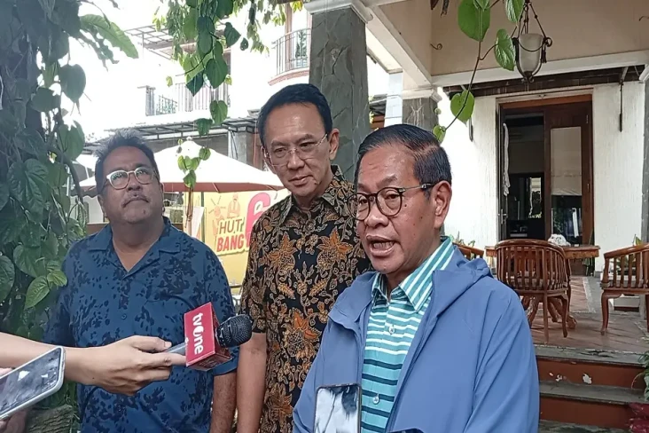 Pramono dan Keluarga...