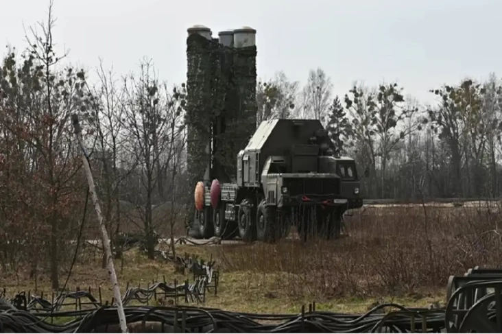 Ukraina Serang Resimen...