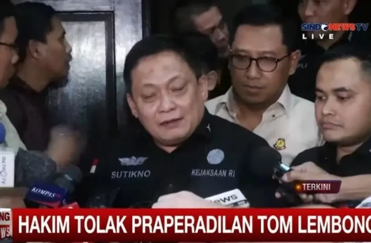 Respons Kejagung soal...