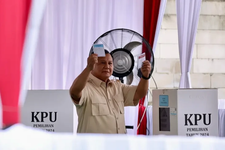 Prabowo Beri Pesan ke...