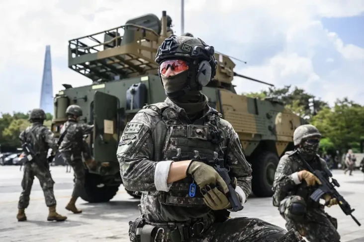 Pria Korea Selatan Nekat...