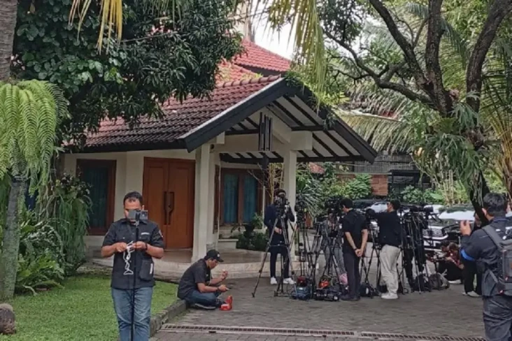 Situasi Kediaman Pramono...