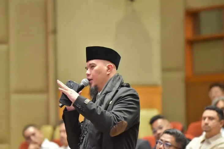Ahmad Dhani dan Al Ghazali...
