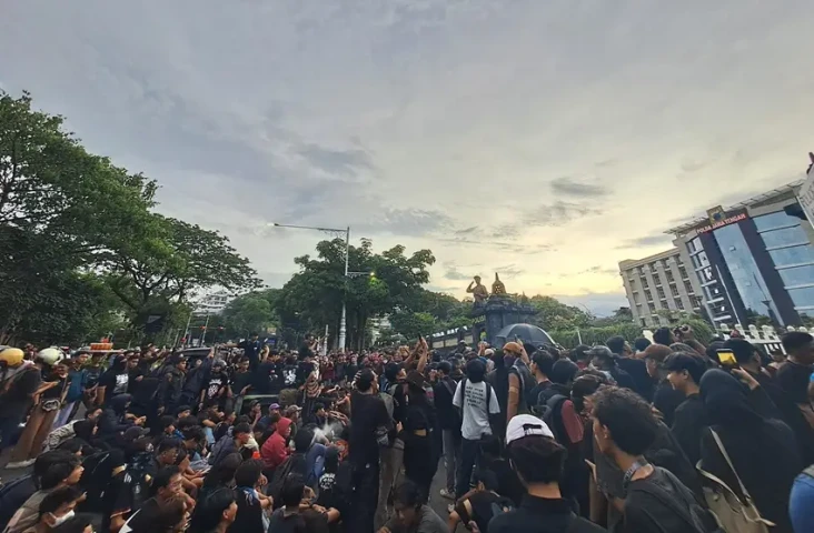 Kasus Polisi Tembak...