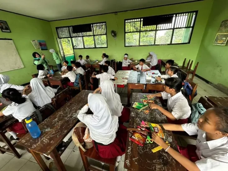 UI Dukung Program Sekolah...