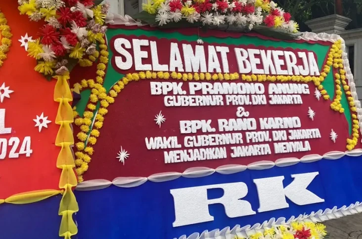 Muncul Karangan Bunga...