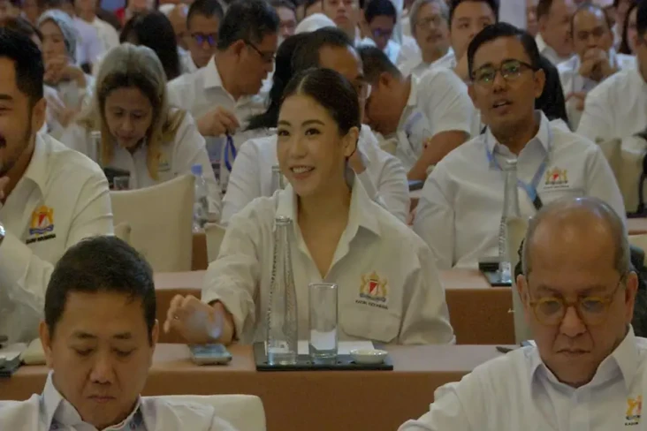 Resmi, Clarissa Tanoesoedibjo...