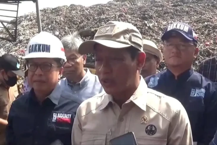 Kementerian Lingkungan...