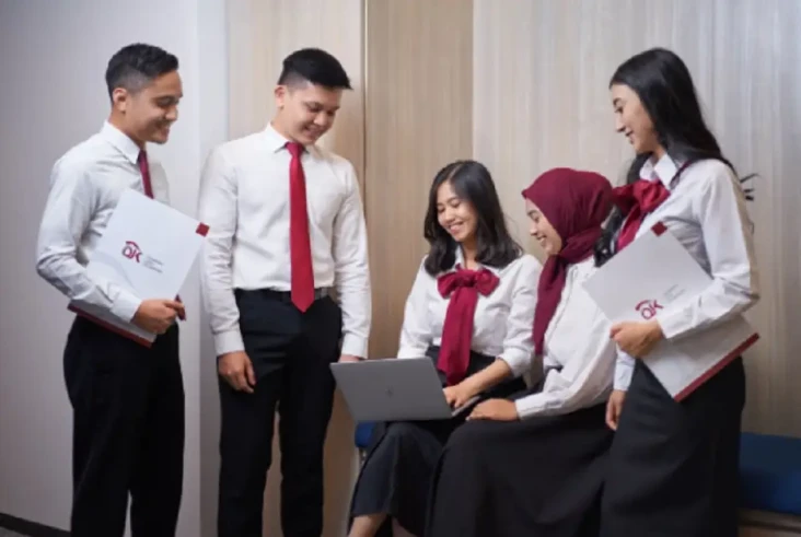 Besok, OJK Buka Rekrutmen...