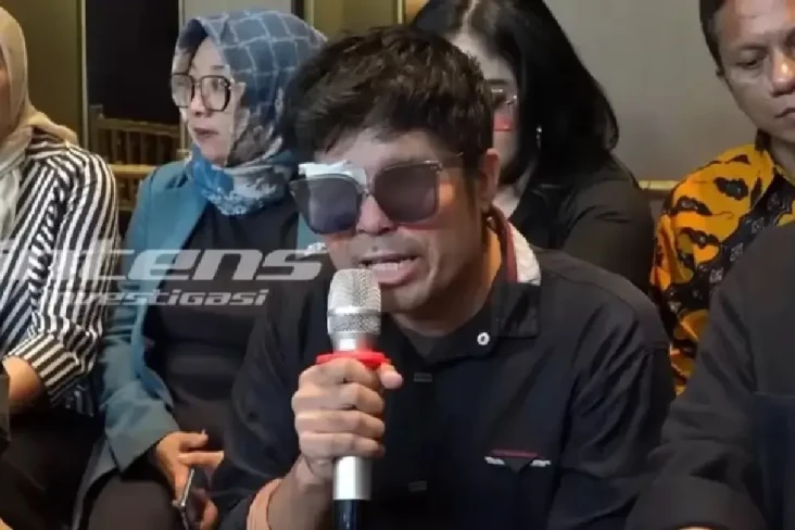Daftar Kuasa Hukum Agus...