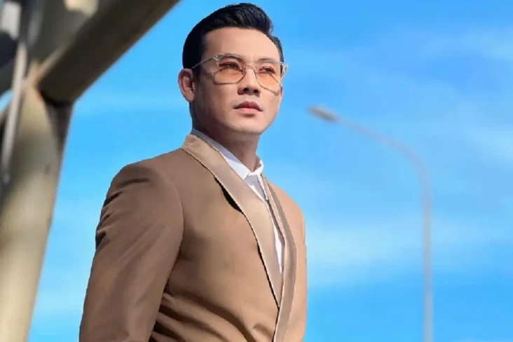 6 Fakta Denny Sumargo...