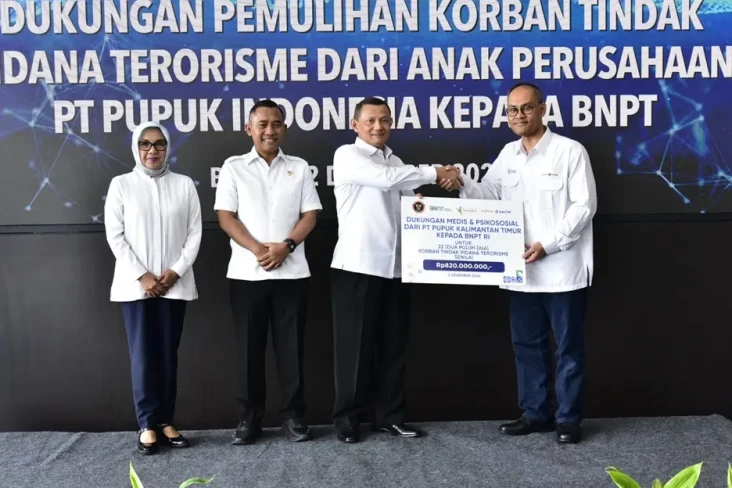 Bantuan Rp820 Juta Disalurkan...