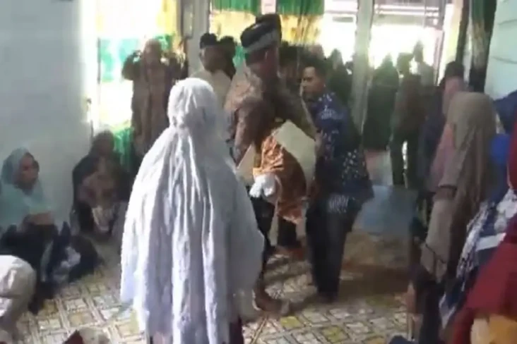 Istri Tewas dan Mertua...